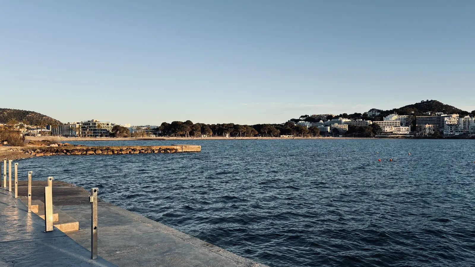 Santa Ponsas bukt och kust på Mallorca